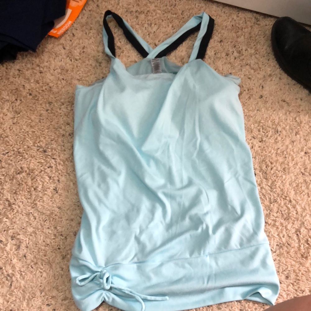 Gaiam workout tank top with built in bra